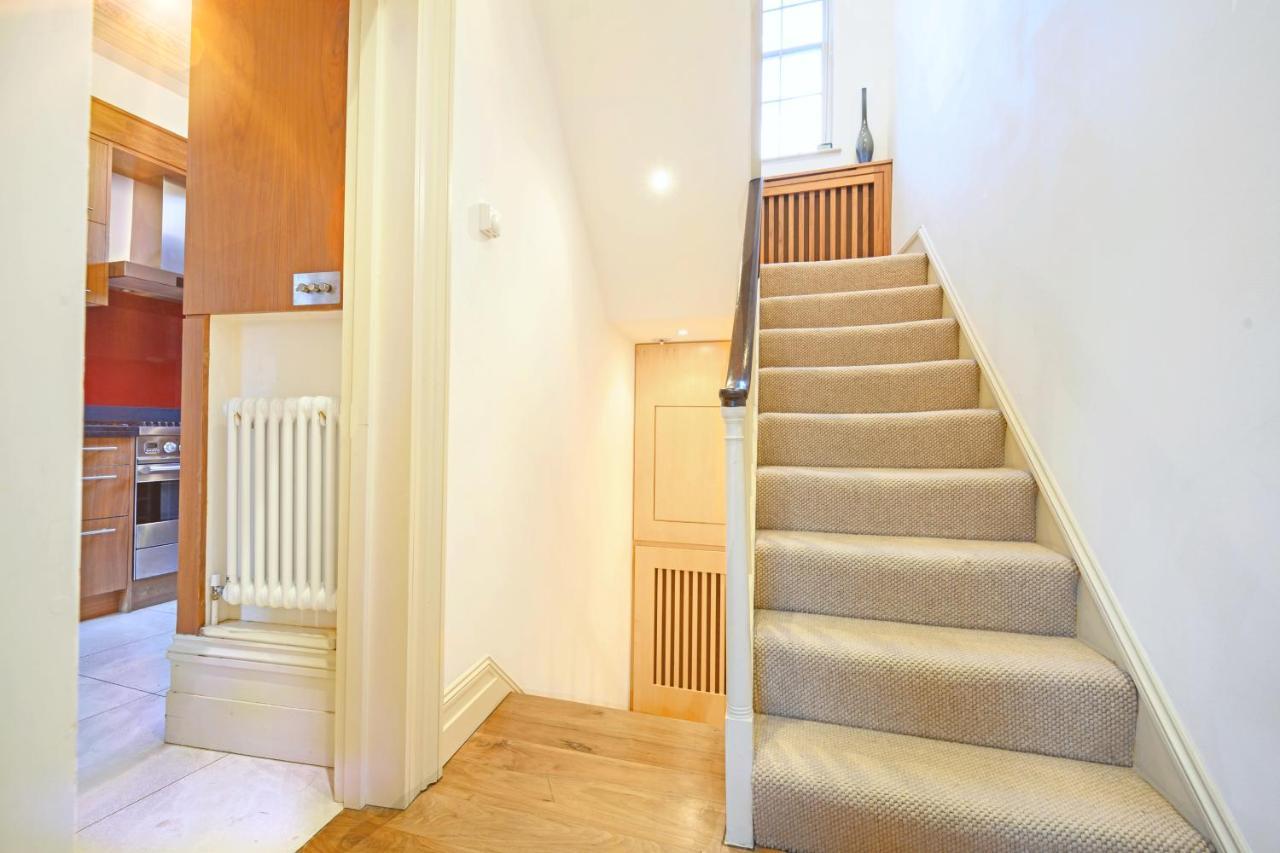 Luxury Massive Townhouse By Harrods Appartement Londen Buitenkant foto