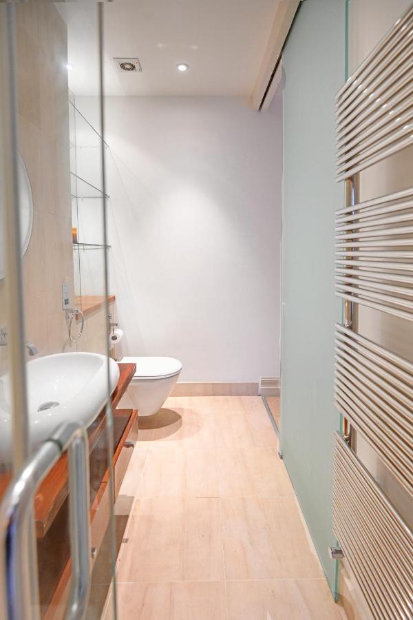 Luxury Massive Townhouse By Harrods Appartement Londen Buitenkant foto